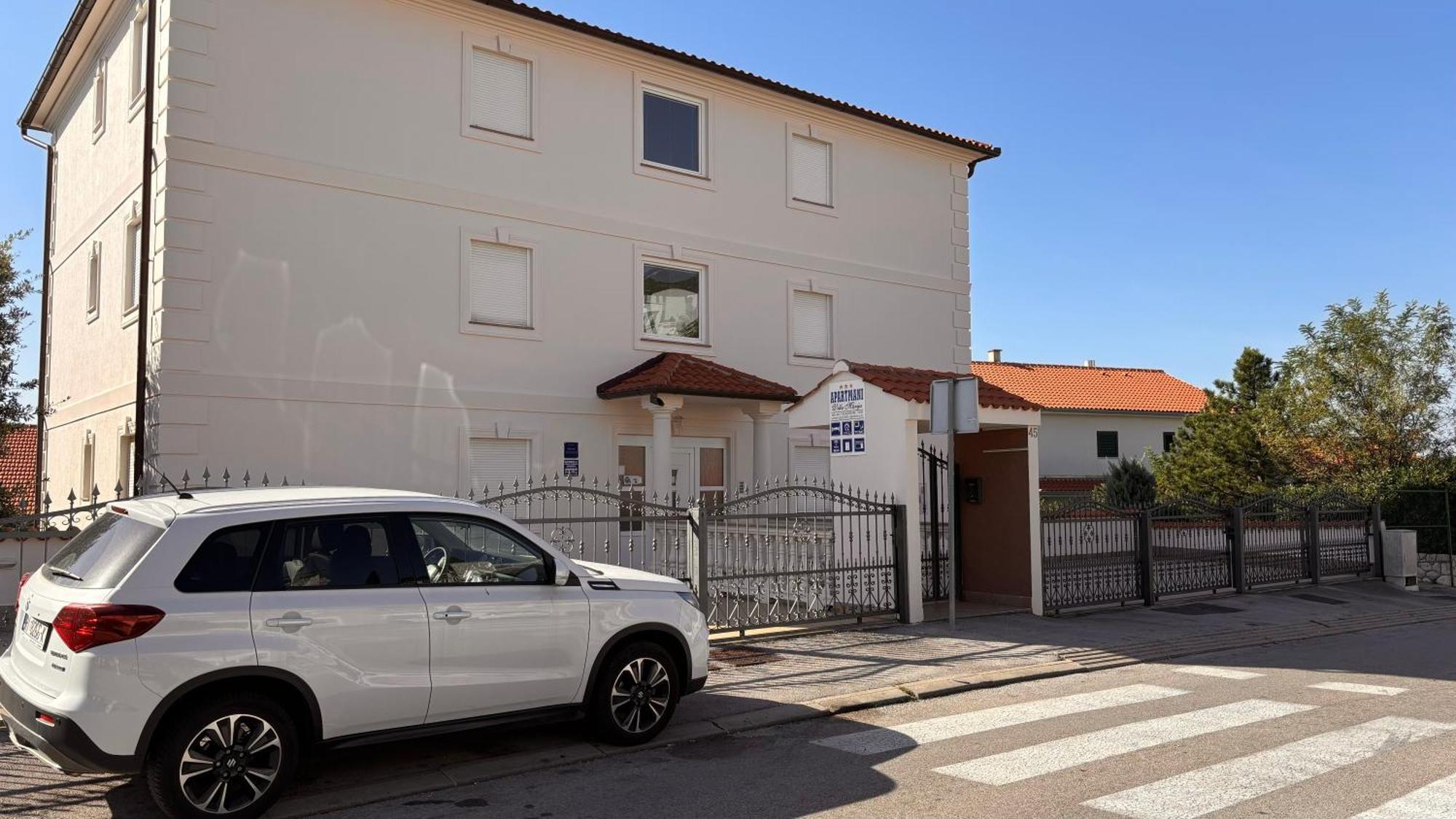 Apartments Villa Maria Crikvenica Bagian luar foto