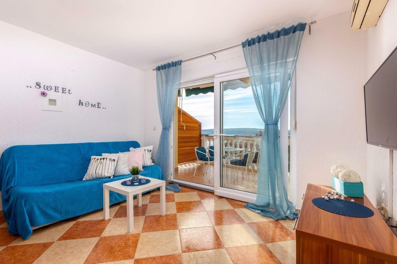 Apartments Villa Maria Crikvenica Bagian luar foto