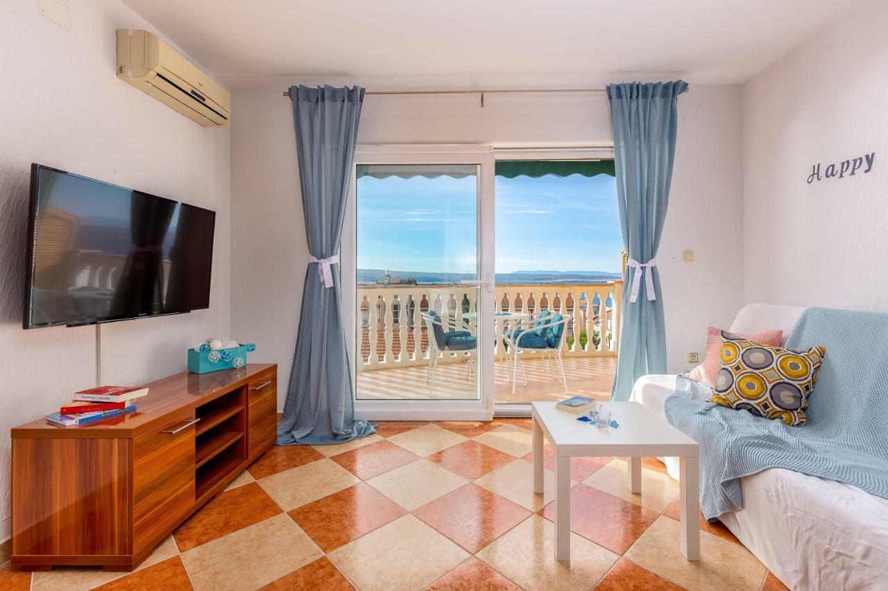 Apartments Villa Maria Crikvenica Bagian luar foto